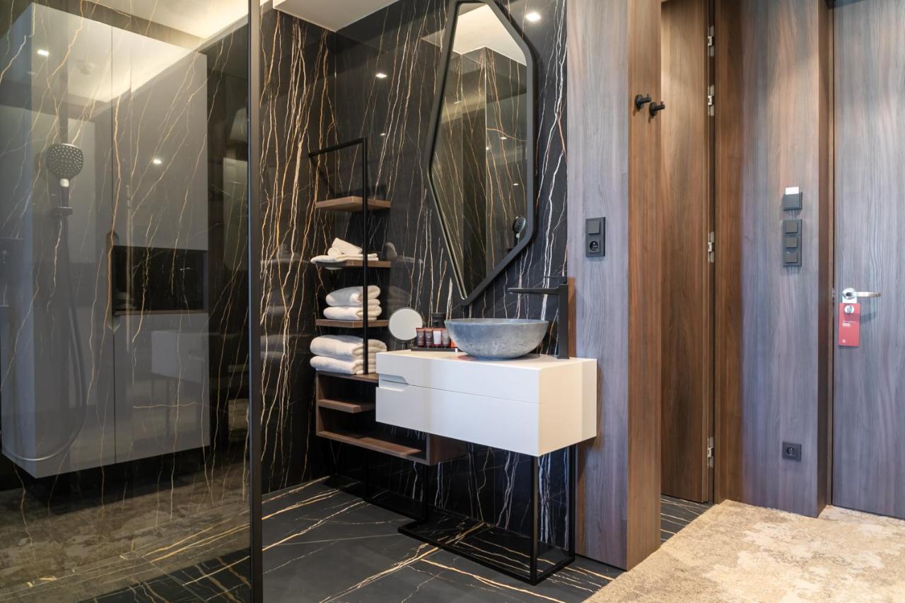 Theatre Hotel Оломоуц Екстериор снимка
