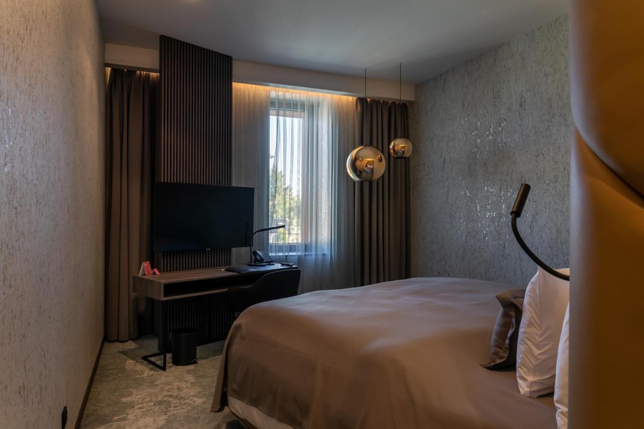 Theatre Hotel Оломоуц Екстериор снимка
