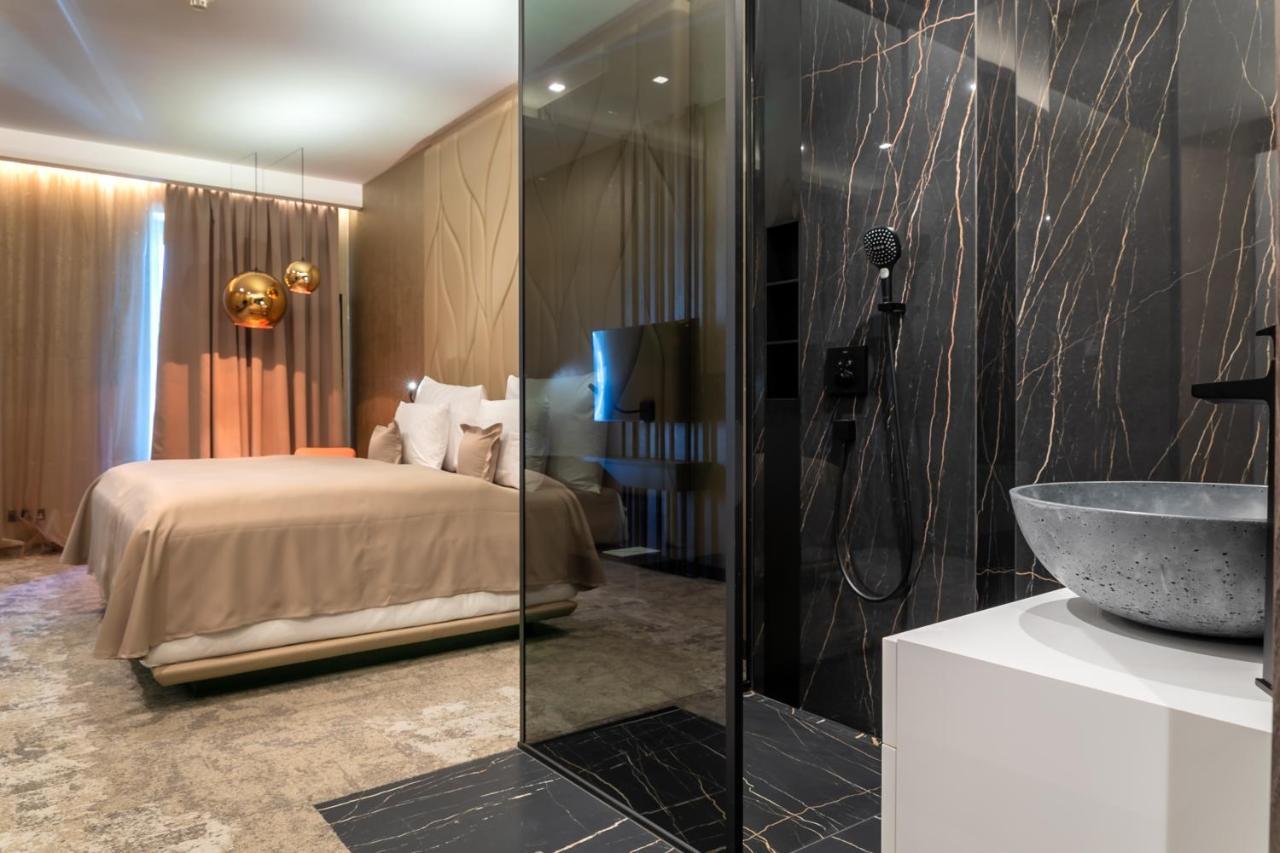 Theatre Hotel Оломоуц Екстериор снимка