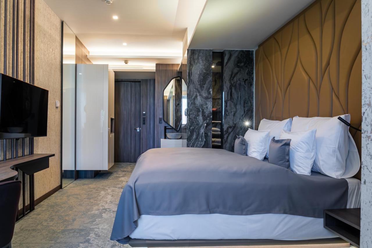 Theatre Hotel Оломоуц Екстериор снимка