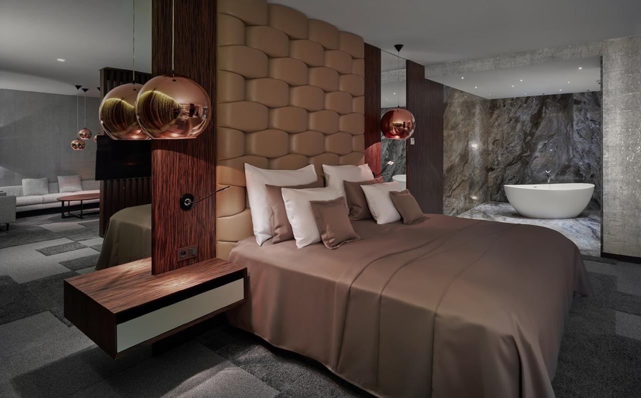 Theatre Hotel Оломоуц Екстериор снимка